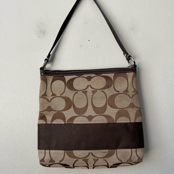 Coach Brown Signature Jacquard Shoulder Bag F13674 - Picture 4 of 12